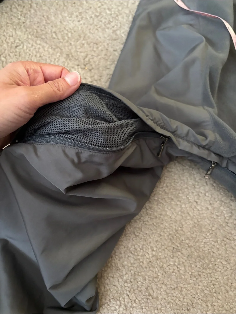 PCT TOUR Charcoal Gray Quarter-Zip Windbreaker size medium